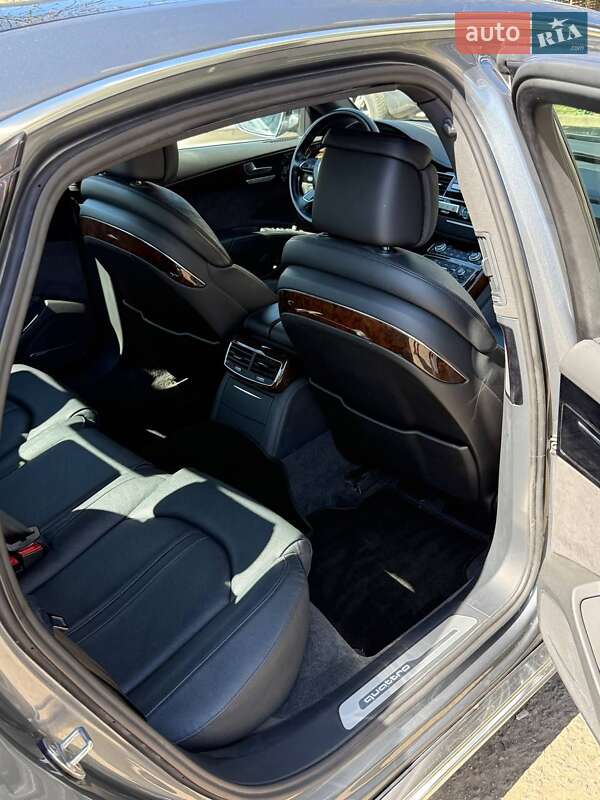 Седан Audi A8 2016 в Ужгороде фото 27 Седан Audi A8 2016 в Ужгороде