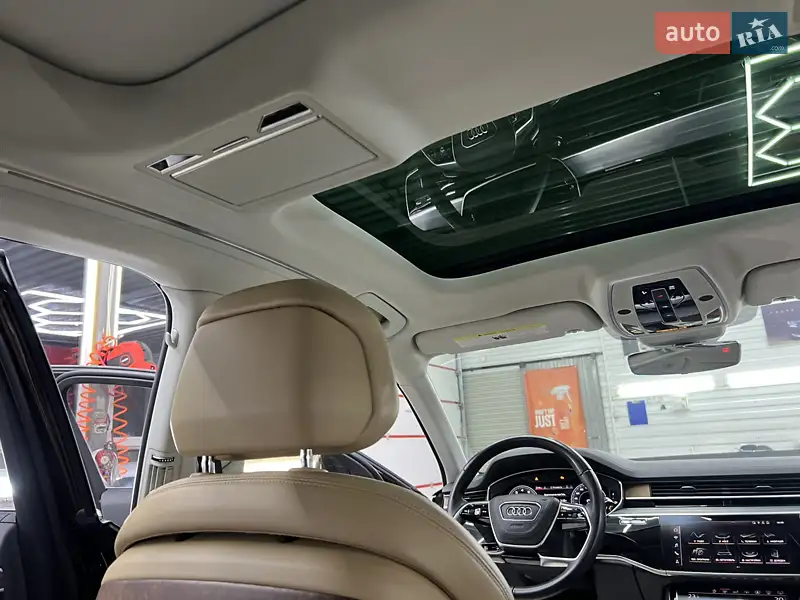 Audi A8 2018 VIN WAU8DAF82KN009487 фото оголошення 30 з 107