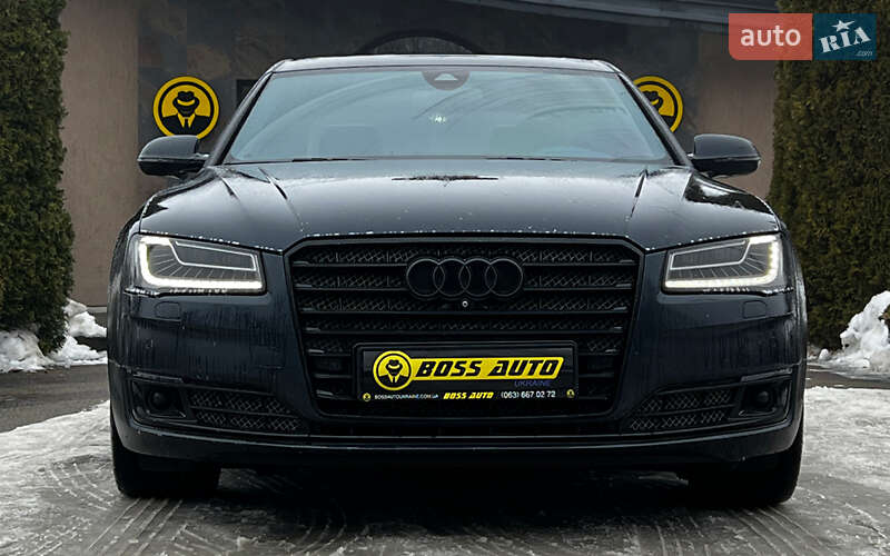 Седан Audi A8 2015 в Львове