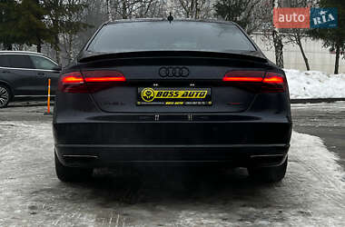 Седан Audi A8 2015 в Львове