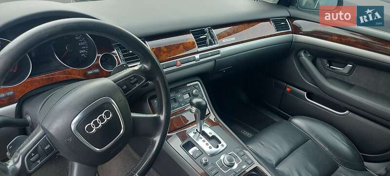 Седан Audi A8 2008 в Оболони