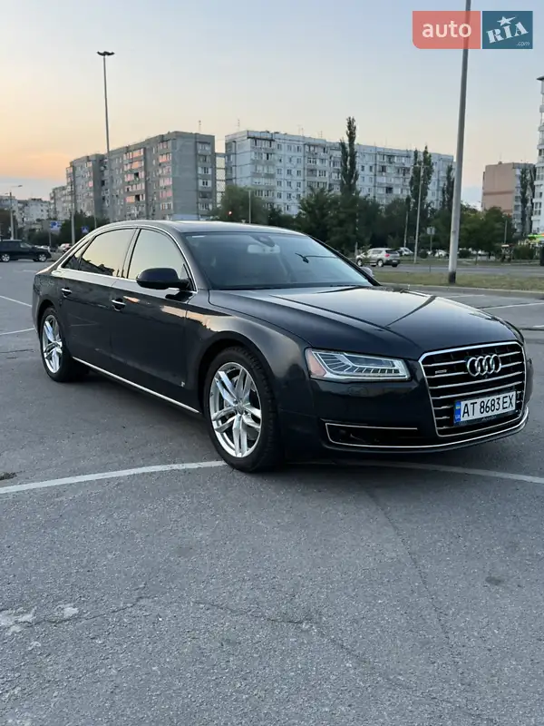Audi A8