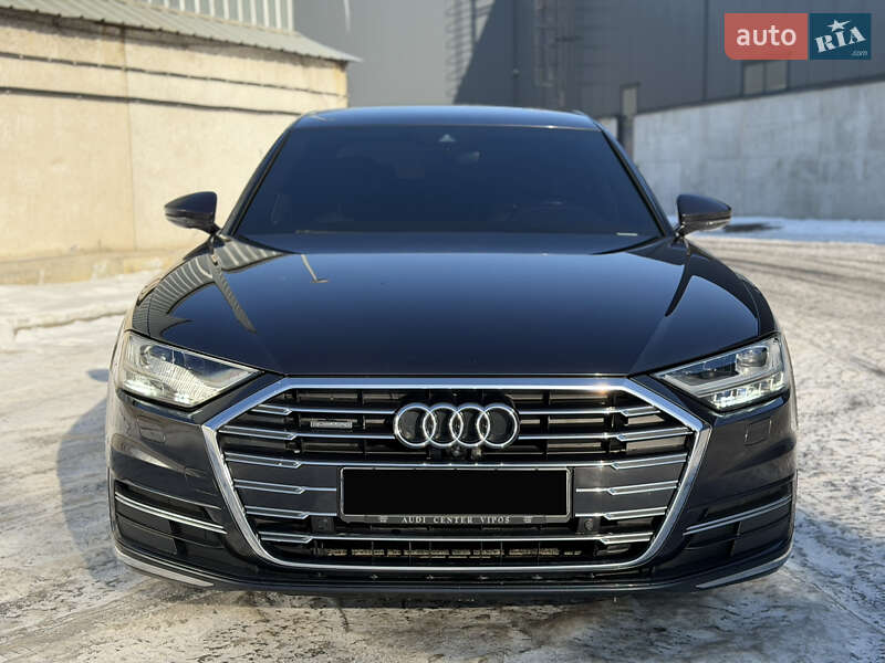 Седан Audi A8 2021 в Киеве