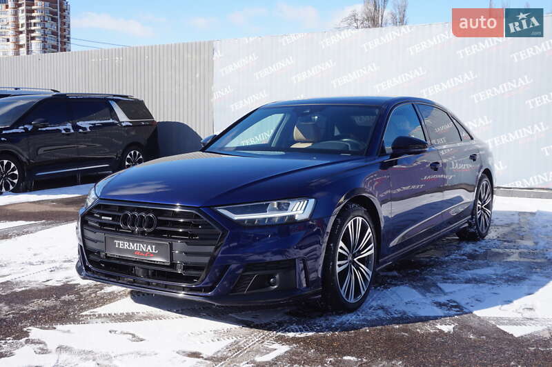 2020 Audi A8, VIN WAUZZZF83MN011630:plate — zdjęcie 1 (autoria)