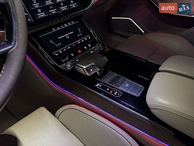 Седан Audi A8 2020 в Киеве