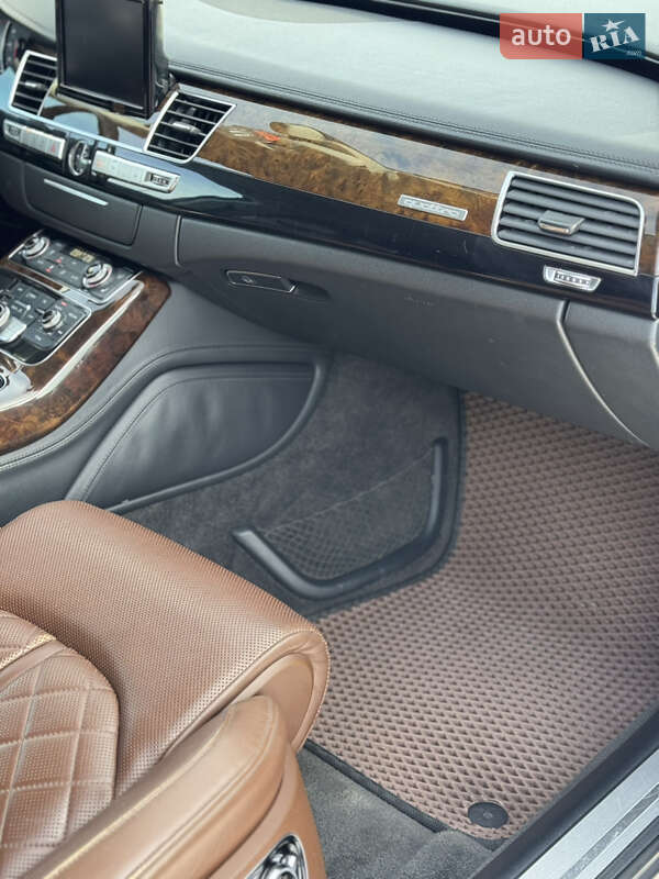 Седан Audi A8 2016 в Ивано-Франковске фото 42 Седан Audi A8 2016 в Ивано-Франковске