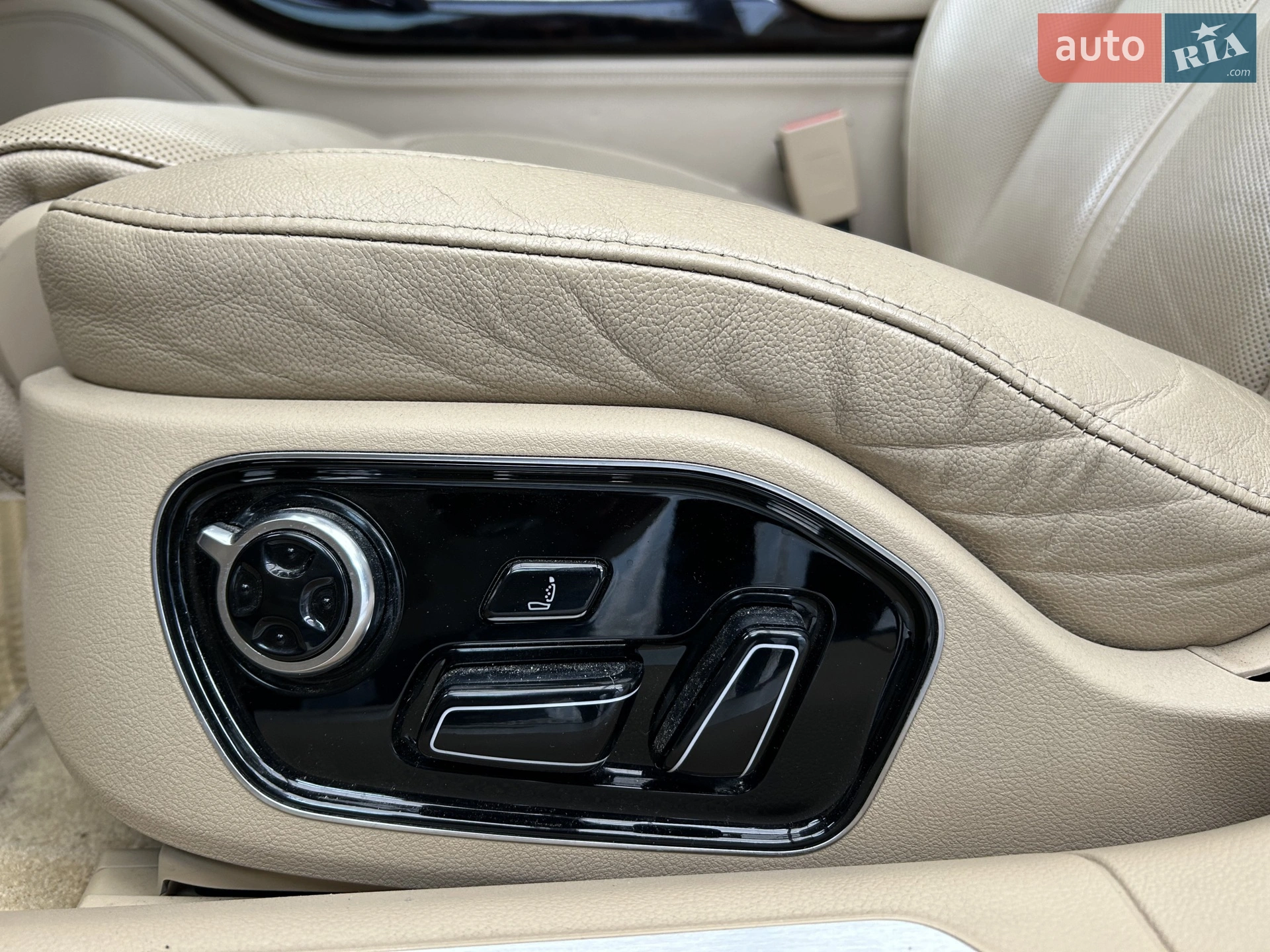 2012 Audi A8 - мініатюра 8