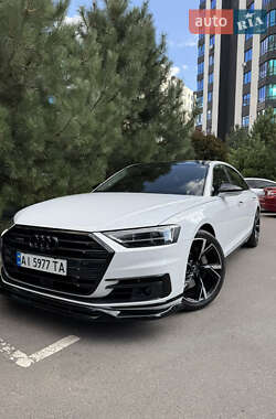 Седан Audi A8 2018 в Киеве