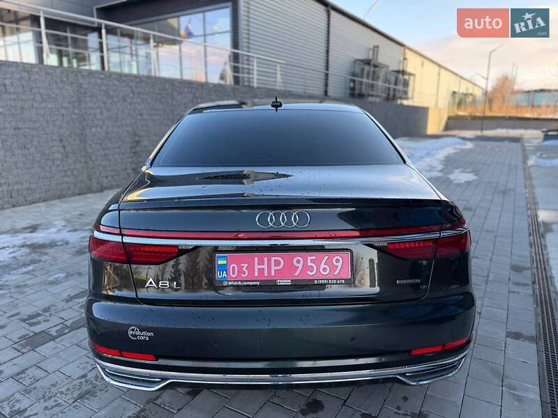 Седан Audi A8 2019 в Луцке