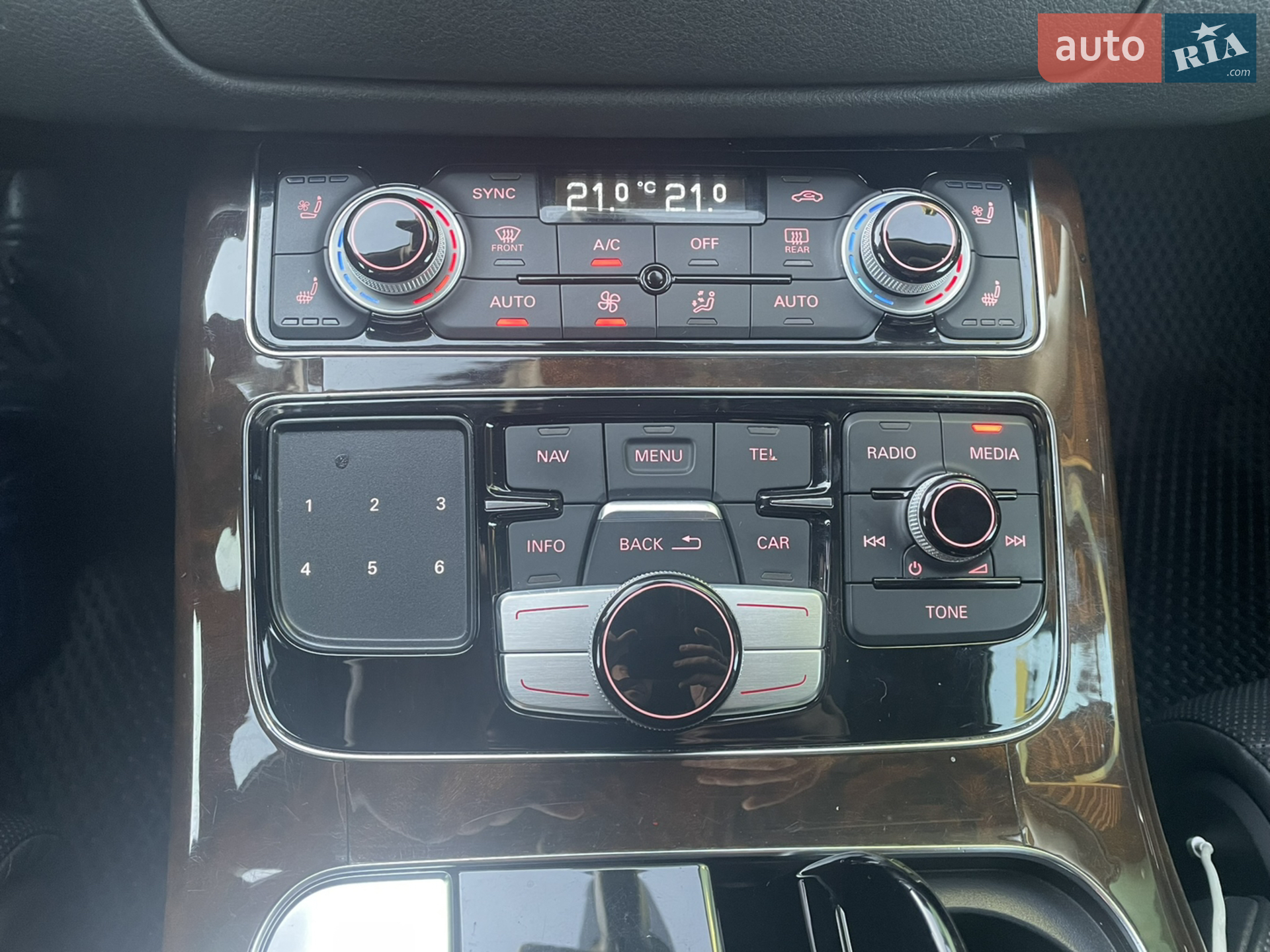 2015 Audi A8 - мініатюра 14