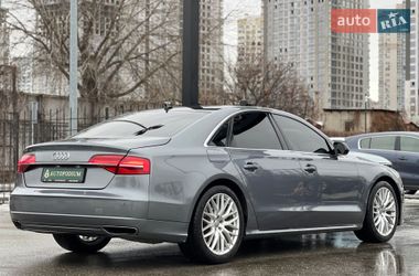 Седан Audi A8 2017 в Киеве
