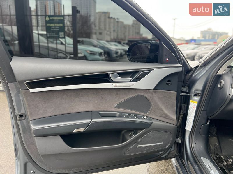 Седан Audi A8 2017 в Києві фото 13 Седан Audi A8 2017 в Києві