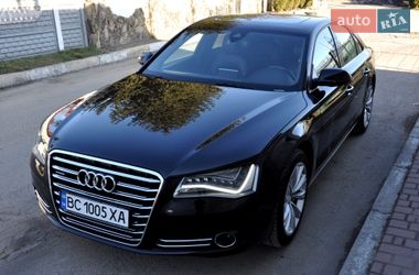 Седан Audi A8 2013 в Львове
