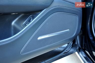 Седан Audi A8 2013 в Львове