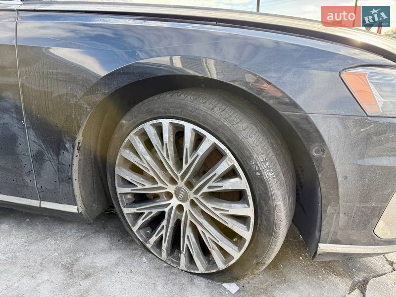 Седан Audi A8 2019 в Києві