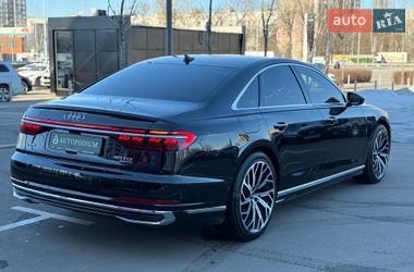Седан Audi A8 2022 в Киеве
