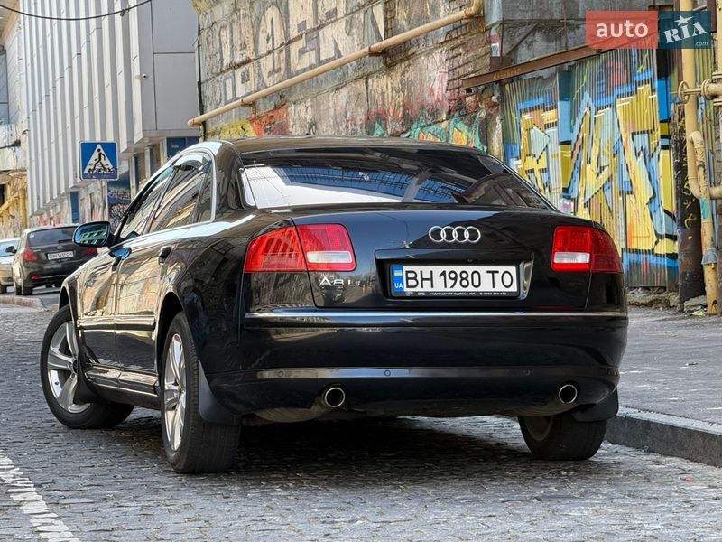 Седан Audi A8 2006 в Одессе
