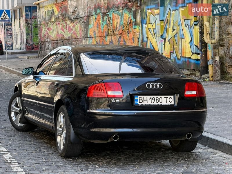 Седан Audi A8 2006 в Одессе