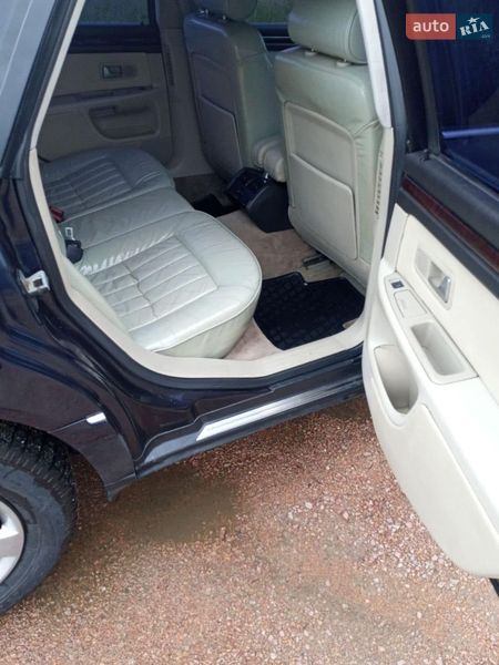 Седан Audi A8 1996 в Черняхове