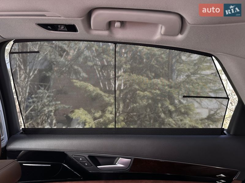 Седан Audi A8 2017 в Первомайске