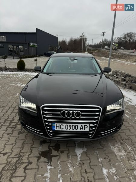 Седан Audi A8 2013 в Львове