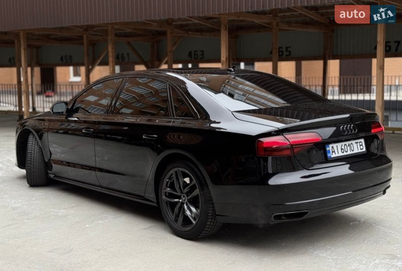 Седан Audi A8 2016 в Києві