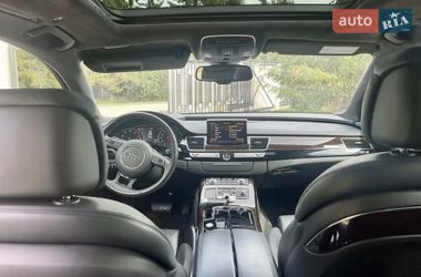 Седан Audi A8 2016 в Києві
