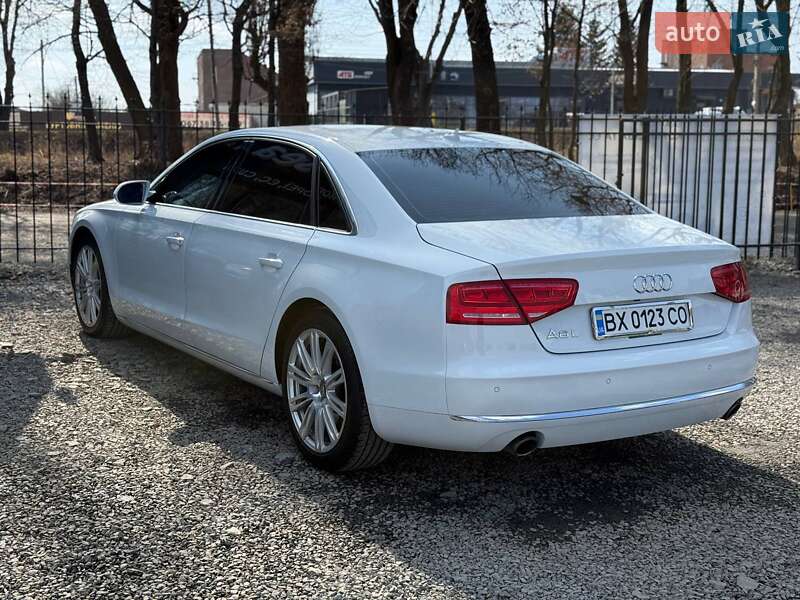 Седан Audi A8 2012 в Хмельницком