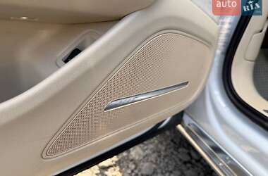 Седан Audi A8 2012 в Хмельницком
