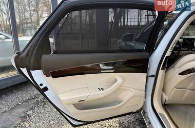 Седан Audi A8 2012 в Хмельницком