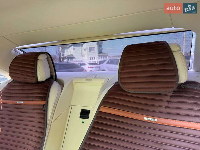 Седан Audi A8 2012 в Хмельницком