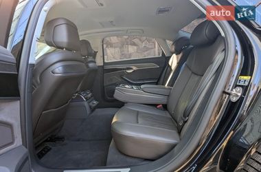 Седан Audi A8 2020 в Ровно