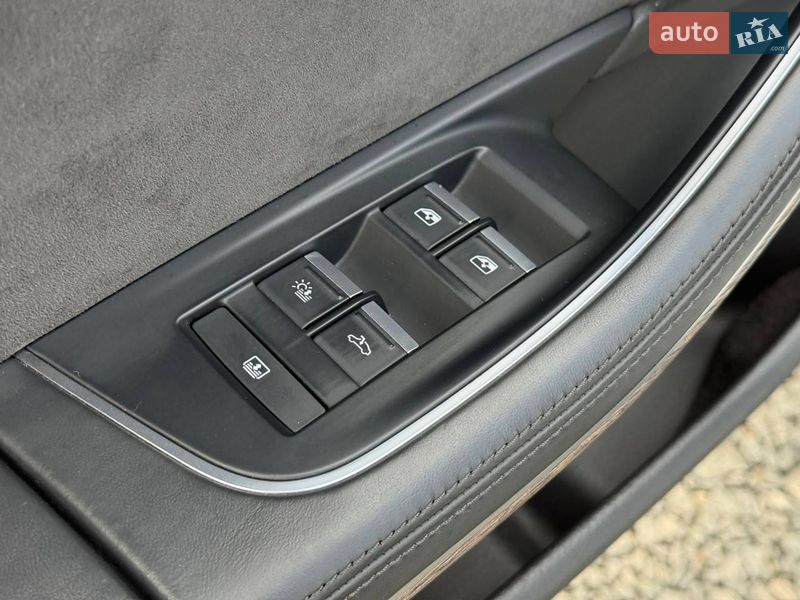 Седан Audi A8 2020 в Хмельницькому