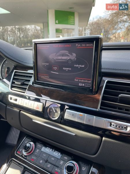 Седан Audi A8 2013 в Кропивницком