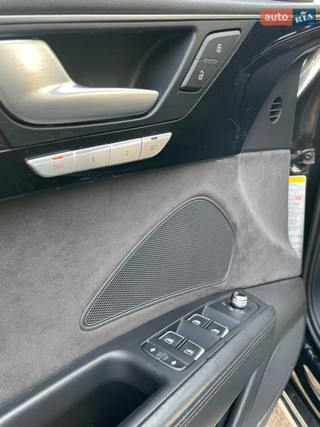 Седан Audi A8 2013 в Кропивницком