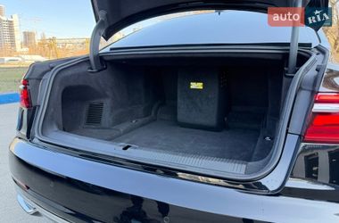 Седан Audi A8 2018 в Києві