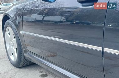 Седан Audi A8 2004 в Днепре