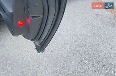 Седан Audi A8 2004 в Днепре