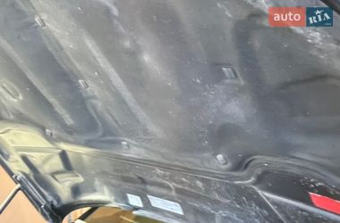 Седан Audi A8 2004 в Днепре