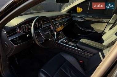 Седан Audi A8 2021 в Киеве