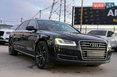 Седан Audi A8 2017 в Харкові