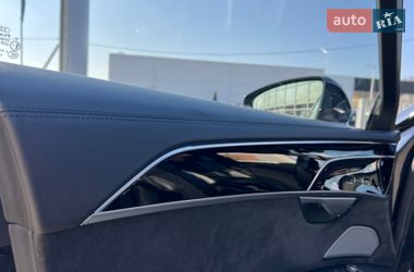 Седан Audi A8 2019 в Полтаве