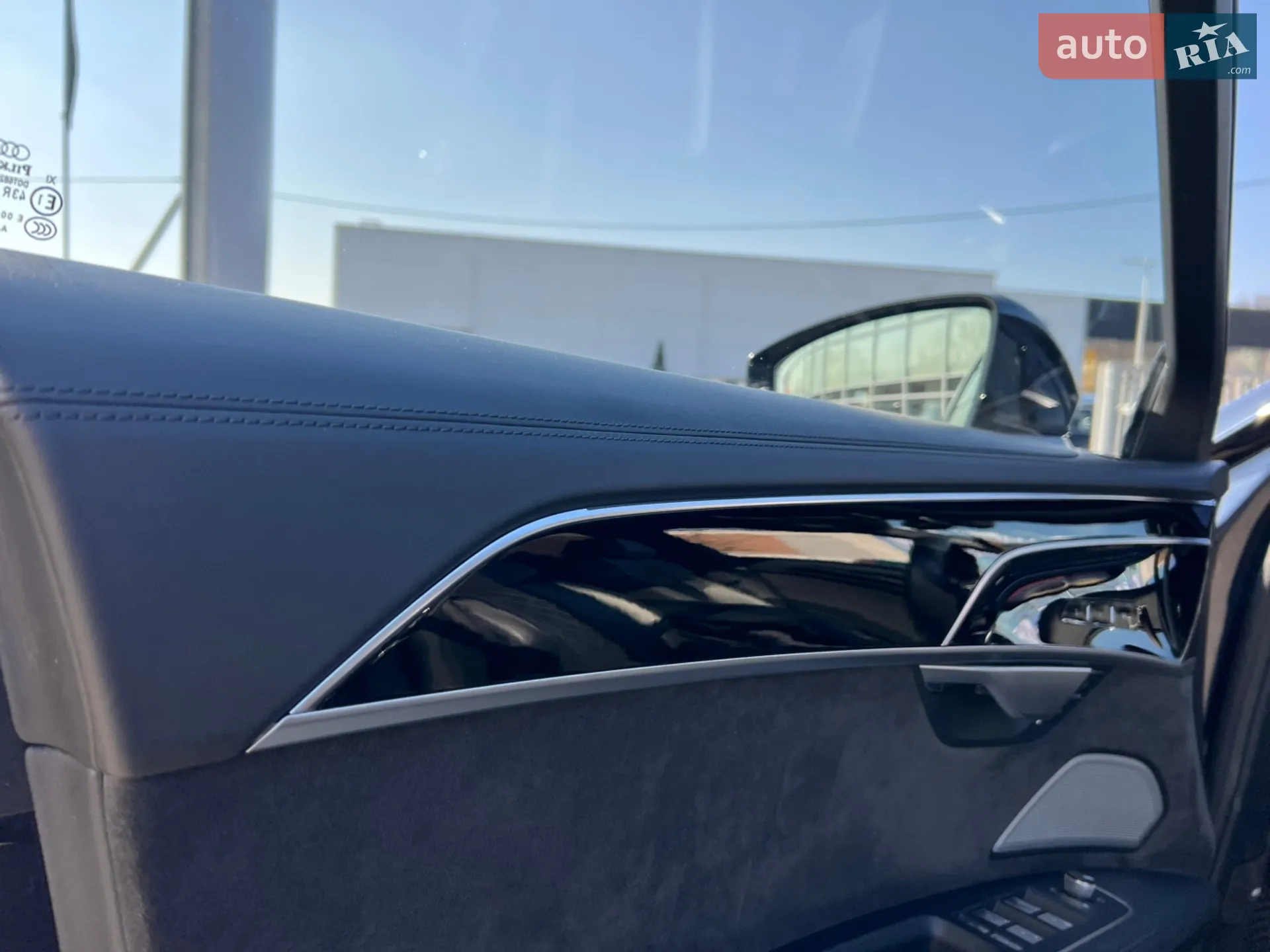 2019 Audi A8 - мініатюра 33