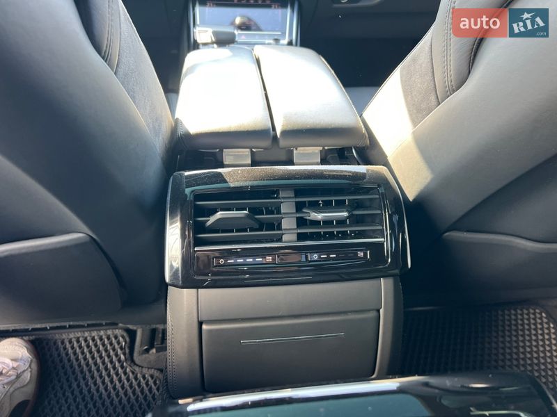 Седан Audi A8 2019 в Полтаве