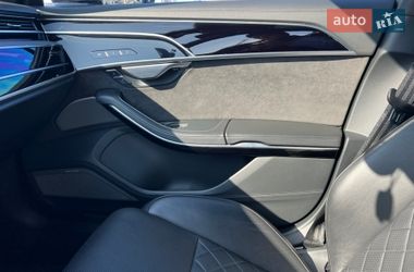 Седан Audi A8 2019 в Полтаве