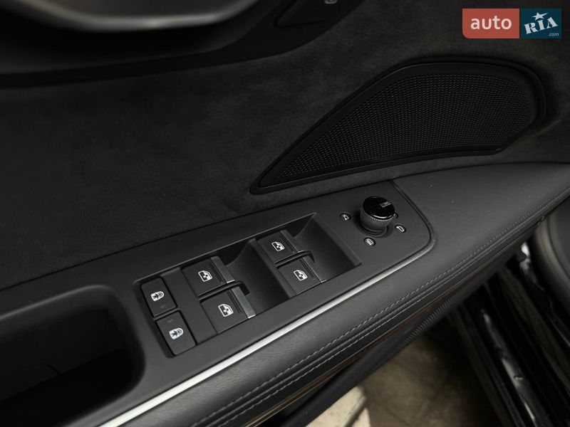 Седан Audi A8 2021 в Киеве фото 12 Седан Audi A8 2021 в Киеве