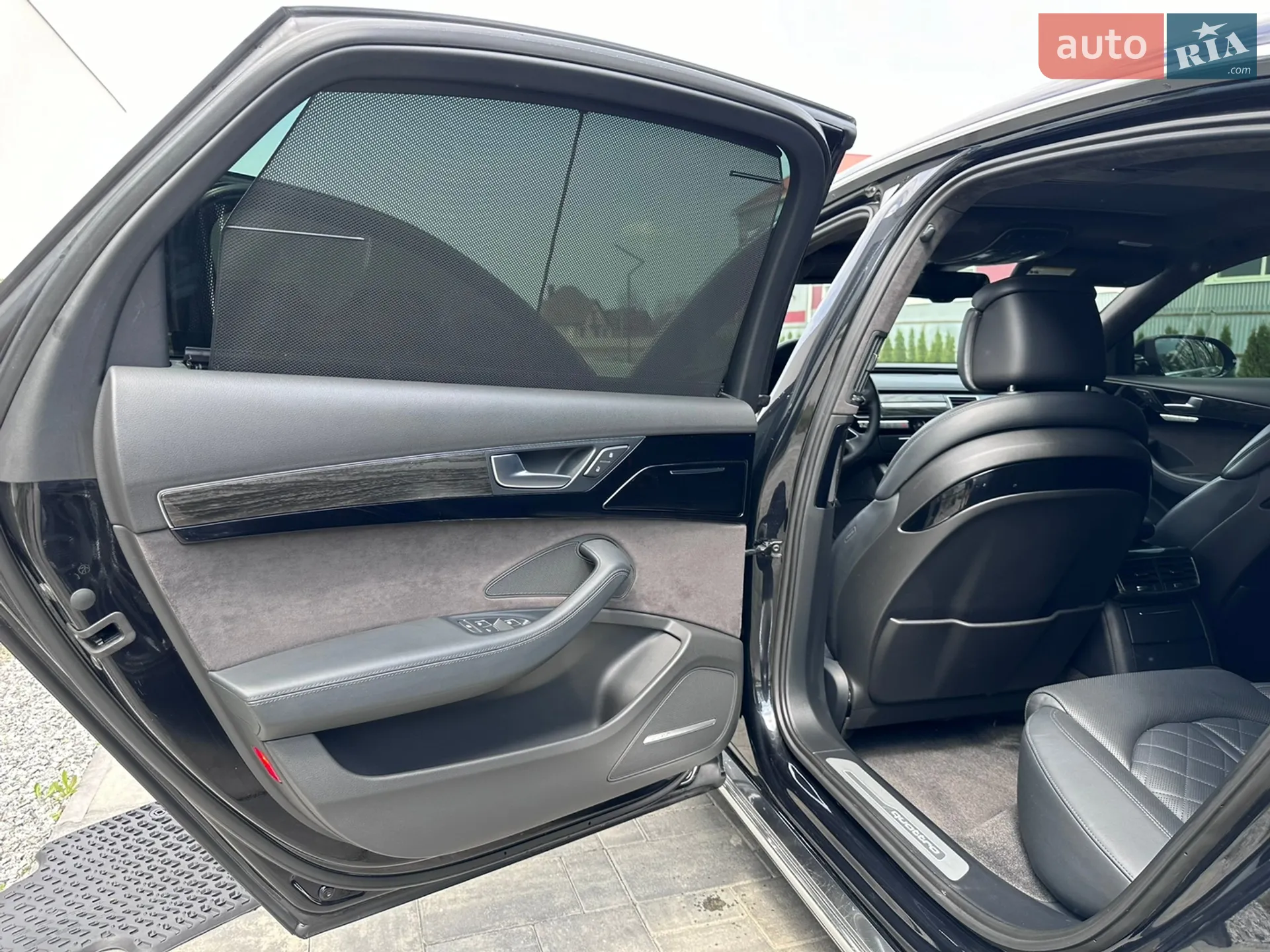 2015 Audi A8 - мініатюра 19