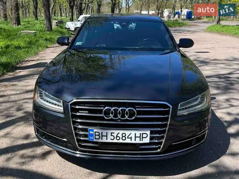 Audi A8 2016