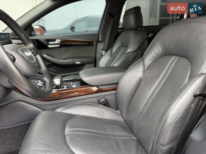Седан Audi A8 2014 в Киеве
