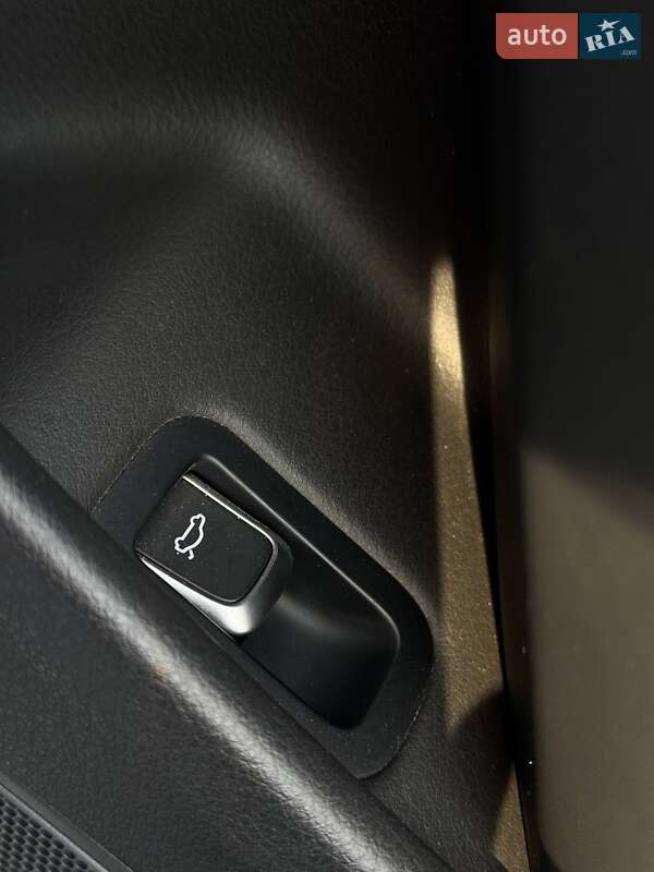Седан Audi A8 2014 в Рівному фото 29 Седан Audi A8 2014 в Рівному